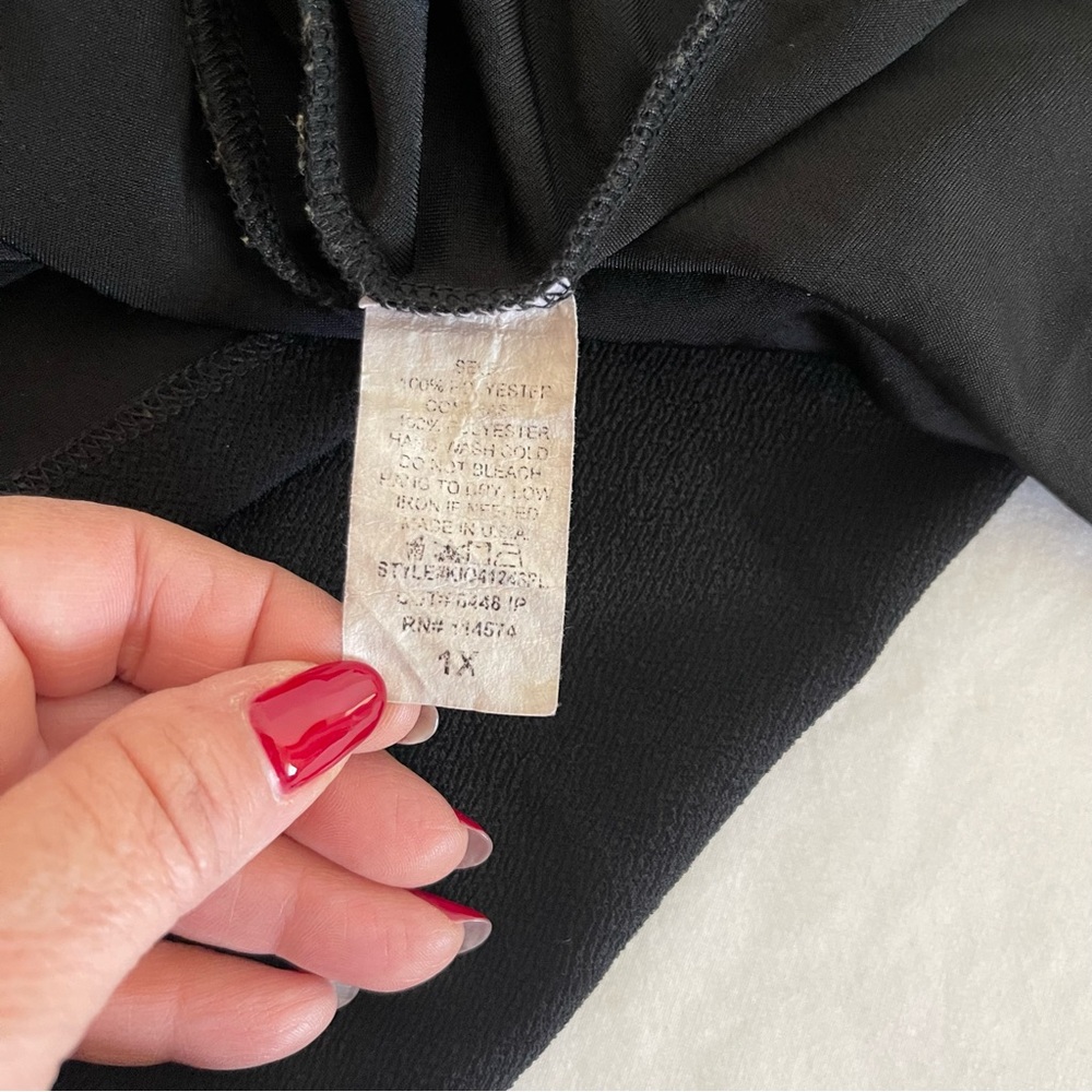 Pleione Elegant Black Blouse with Sheer Sleeves - Picture 9 of 9